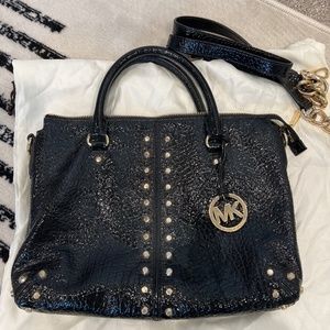 Michael Kors Leather handbag with crossbody strap